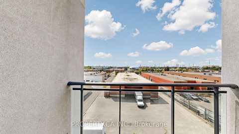 Photo 30 at 516 - 24 Woodstream Boulevard, Vaughan Grove, Vaughan