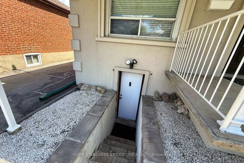 Photo 6 at 19 Granite Street, Clanton Park, Toronto