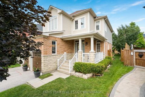 Photo 2 at 111 Monarchy Street, Shore, Barrie