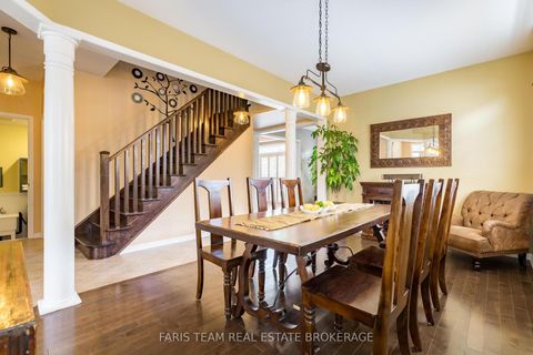 Photo 10 at 111 Monarchy Street, Shore, Barrie