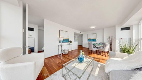 Photo 8 at 3507 - 77 Harbour Square, Waterfront Communities C1, Toronto
