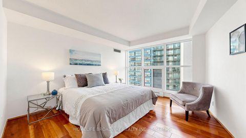 Photo 19 at 3507 - 77 Harbour Square, Waterfront Communities C1, Toronto