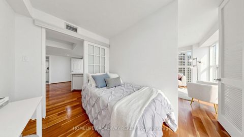 Photo 24 at 3507 - 77 Harbour Square, Waterfront Communities C1, Toronto