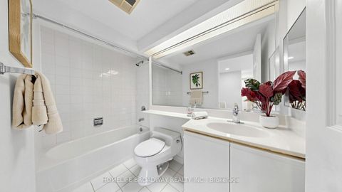 Photo 27 at 3507 - 77 Harbour Square, Waterfront Communities C1, Toronto