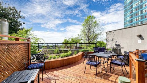 Photo 36 at 3507 - 77 Harbour Square, Waterfront Communities C1, Toronto