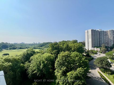 Photo 5 at 1008 - 20 Edgecliff Golfway, Flemingdon Park, Toronto