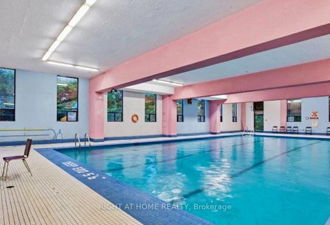 Photo 17 at 1008 - 20 Edgecliff Golfway, Flemingdon Park, Toronto