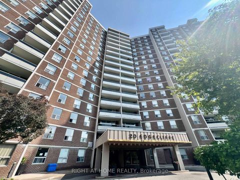 Photo 19 at 1008 - 20 Edgecliff Golfway, Flemingdon Park, Toronto