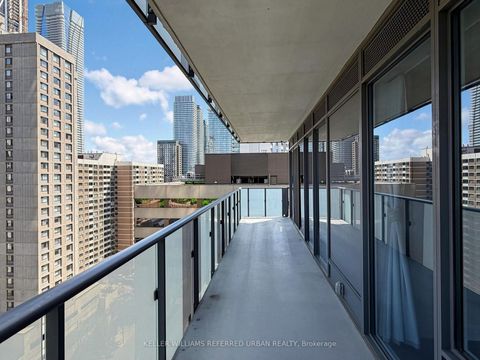 Photo 16 at 1710 - 1080 Bay Street, Bay Street Corridor, Toronto