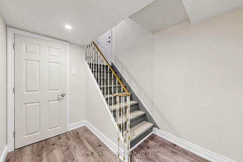 Photo 27 at 11 Elynhill Drive, Willowdale West, Toronto