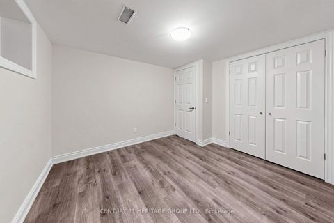 Photo 35 at 11 Elynhill Drive, Willowdale West, Toronto