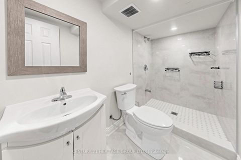 Photo 36 at 11 Elynhill Drive, Willowdale West, Toronto