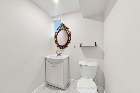 Photo 37 at 11 Elynhill Drive, Willowdale West, Toronto