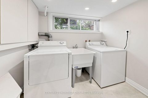 Photo 38 at 11 Elynhill Drive, Willowdale West, Toronto