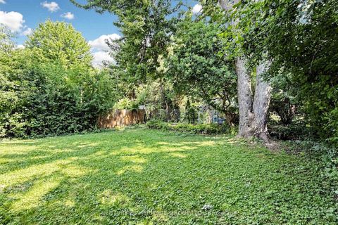 Photo 45 at 11 Elynhill Drive, Willowdale West, Toronto