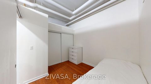 Photo 14 at 218 - 2 Fieldway Road, City Centre West, Toronto