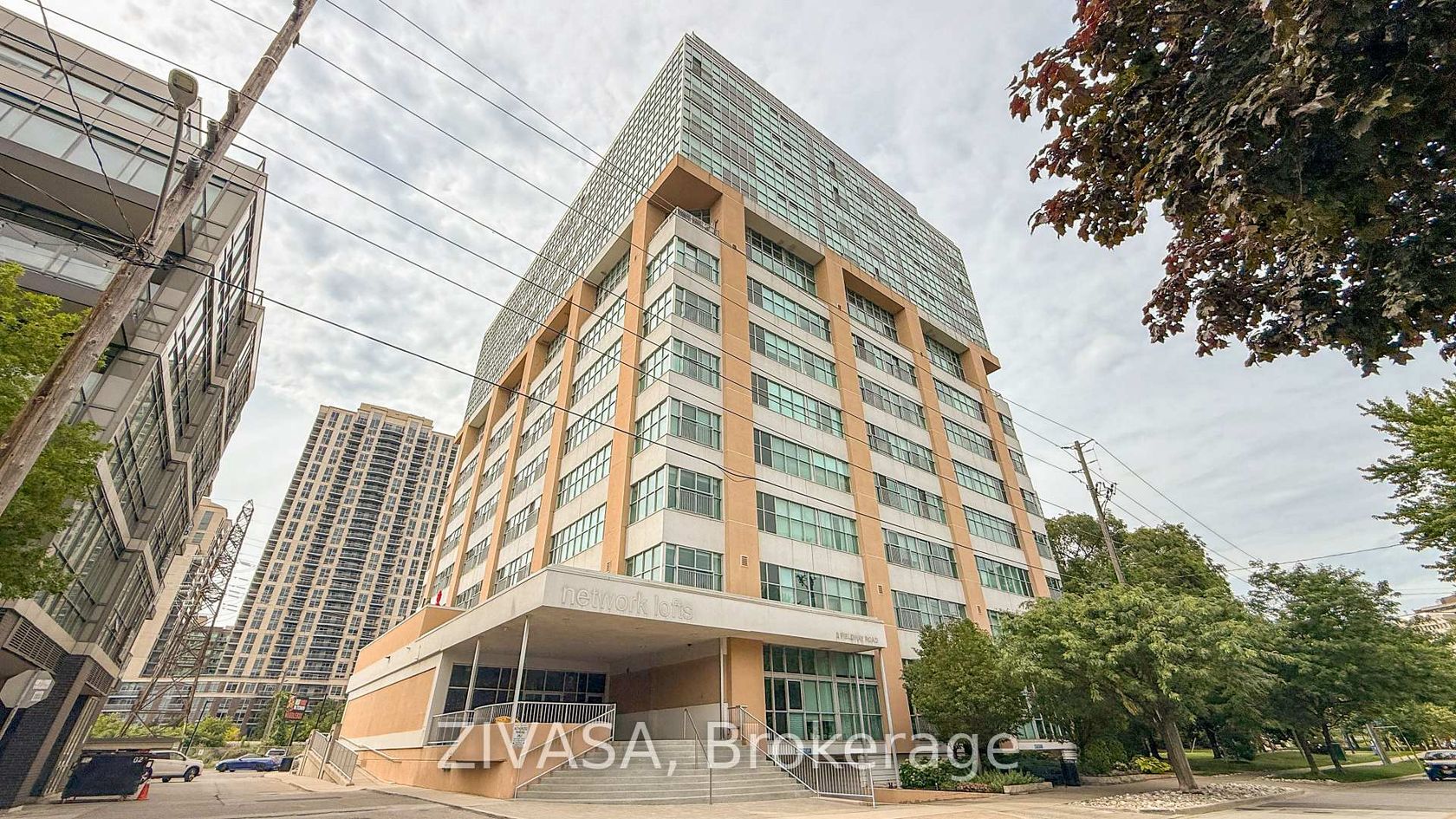 218 - 2 Fieldway Road, City Centre West, Toronto photo number 2