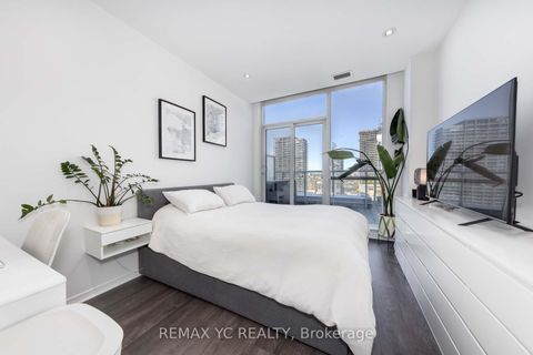 Photo 13 at PH09 - 352 Front Street W, Waterfront Communities C1, Toronto