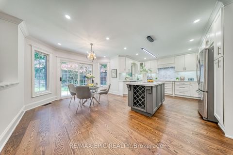 Photo 7 at 961 Damascus Court, Wyndham, Newmarket
