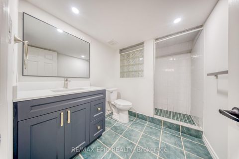 Photo 32 at 961 Damascus Court, Wyndham, Newmarket