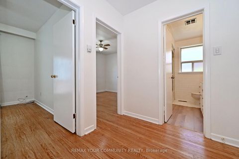Photo 11 at 41 Stanwood Crescent, Humbermede, Toronto
