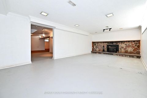 Photo 35 at 41 Stanwood Crescent, Humbermede, Toronto