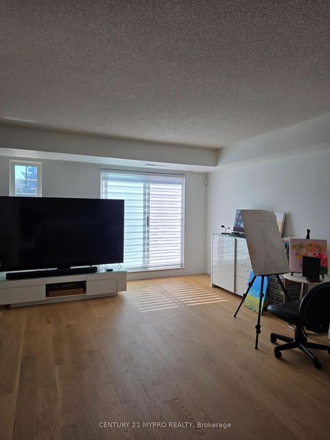 Photo 5 at 221 Grandview Way, Willowdale East, Toronto