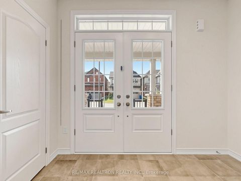 Photo 19 at 31 Valleo Street, Keswick North, Georgina