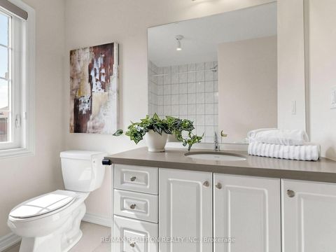 Photo 30 at 31 Valleo Street, Keswick North, Georgina