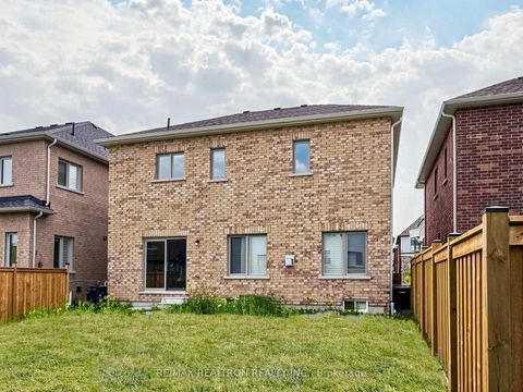 Photo 44 at 31 Valleo Street, Keswick North, Georgina