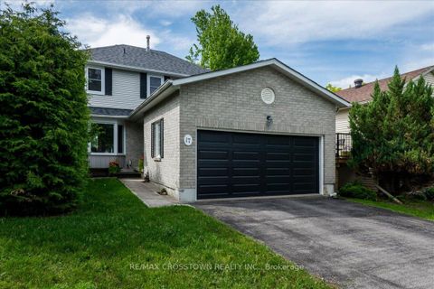 Photo 0 at 17 Knicely Road, Painswick North, Barrie