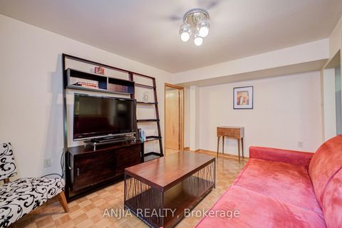 Photo 29 at 5 Brantford Drive, L'Amoreaux, Toronto