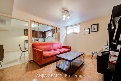 Photo 33 at 5 Brantford Drive, L'Amoreaux, Toronto