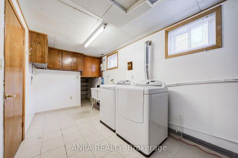 Photo 37 at 5 Brantford Drive, L'Amoreaux, Toronto