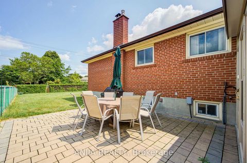 Photo 43 at 5 Brantford Drive, L'Amoreaux, Toronto