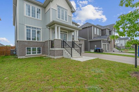 Photo 1 at 203 Roy Drive, Stayner, Clearview