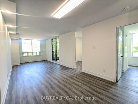 Photo 4 at 308 - 256 Doris Avenue, Willowdale East, Toronto