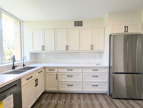 Photo 9 at 308 - 256 Doris Avenue, Willowdale East, Toronto