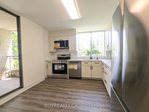 Photo 12 at 308 - 256 Doris Avenue, Willowdale East, Toronto