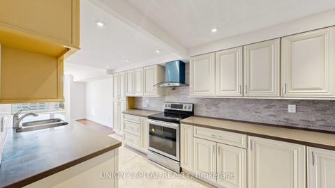 Photo 10 at 1405 - 62 Wellesley Street W, Bay Street Corridor, Toronto