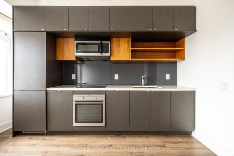 Photo 12 at 416 - 111 St Clair Avenue W, St. Clair, Toronto