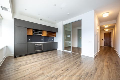 Photo 14 at 416 - 111 St Clair Avenue W, St. Clair, Toronto