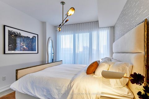 Photo 4 at 2501 - 771 YONGE Street, Moore Park, Toronto
