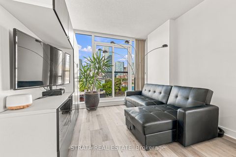 Photo 10 at 615 - 320 Richmond Street E, Moss Park, Toronto