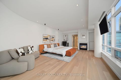 Photo 22 at Ph01E - 500 Queens Quay W, Waterfront Communities C1, Toronto