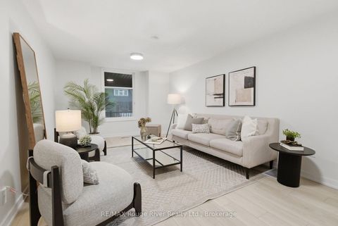 Photo 4 at 7 Heyworth Crescent, Danforth, Toronto