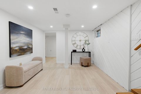 Photo 14 at 7 Heyworth Crescent, Danforth, Toronto