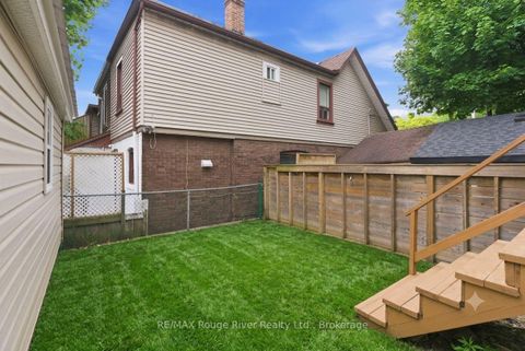 Photo 38 at 7 Heyworth Crescent, Danforth, Toronto