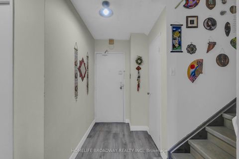 Photo 5 at 205 - 4062 Lawrence Avenue E, West Hill, Toronto