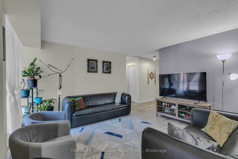 Photo 8 at 205 - 4062 Lawrence Avenue E, West Hill, Toronto